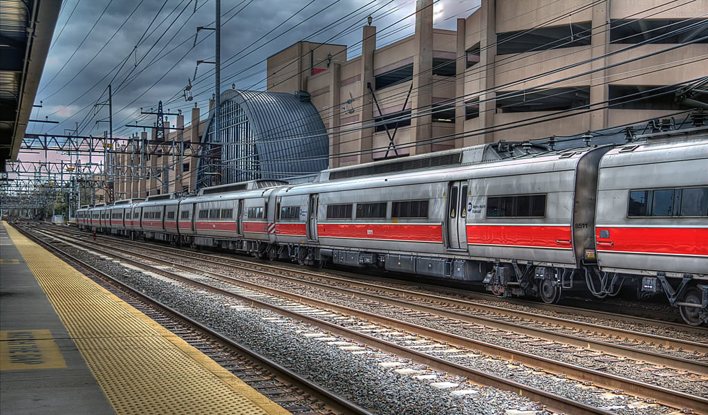 Metro-North train arriving at South Norwalk Train Station.