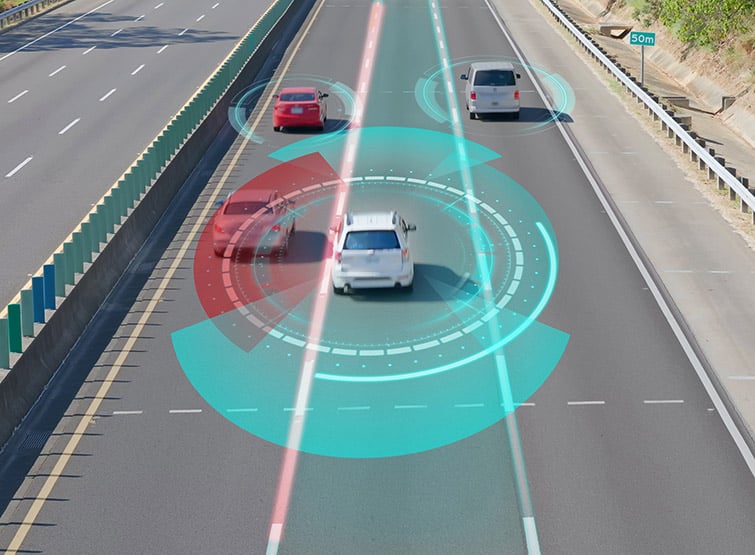 AI analyzes cars on a highway.